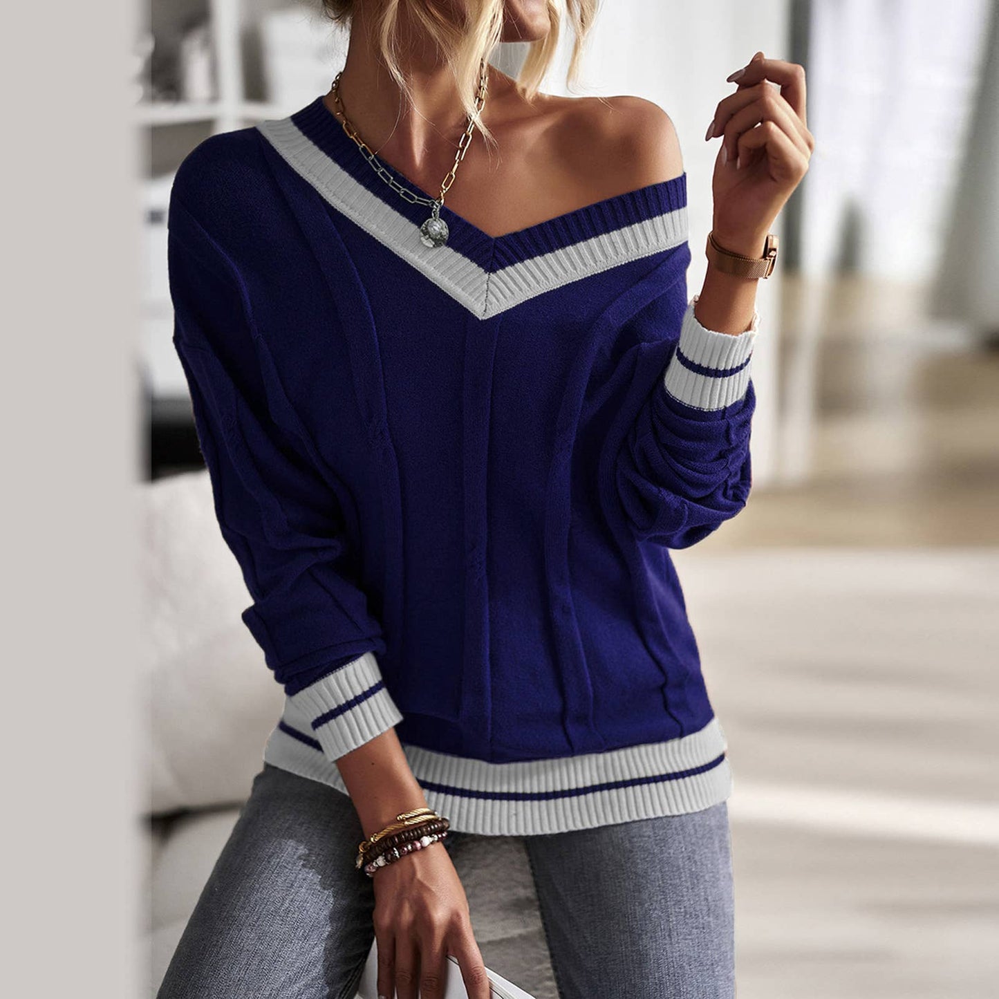 V-NECK COLOR CONTRAST PATCHWORK PULLOVER SWEATER