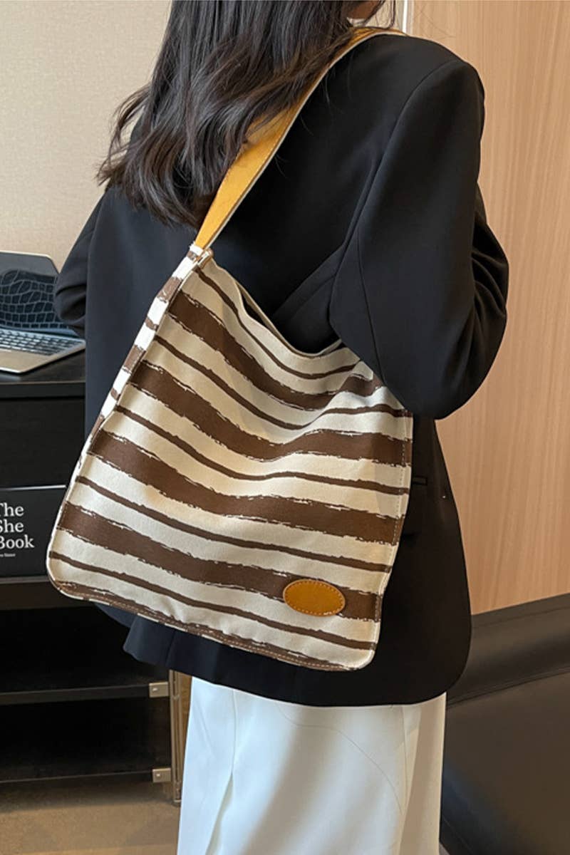 STRIPE PATTERN CASUAL SHOULDER BAG_CWAB0512