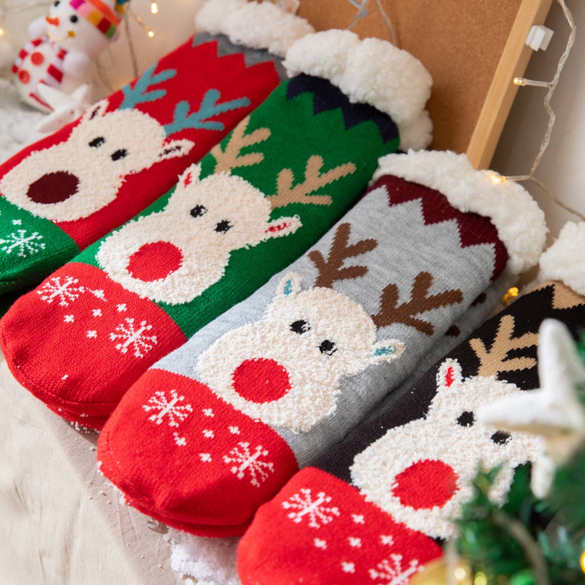 CHRISTMAS STOCKING PLUSH INDOOR SLIPPERS