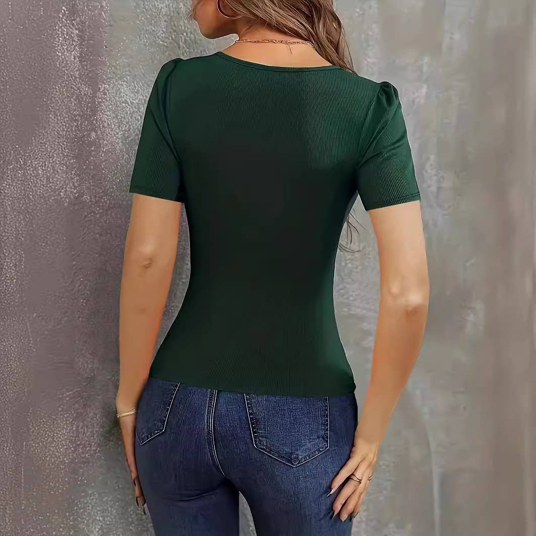 Solid-color low-cut, form-fitting knitted top