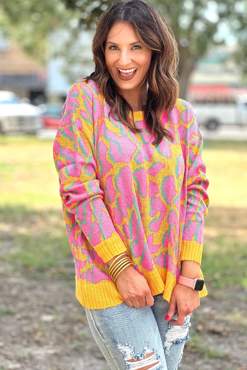 STYLISH FLORAL SWEATER WITH CONTRASTING COLORS