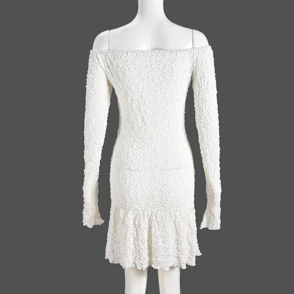 One-neck fitted long-sleeved ruffled dress