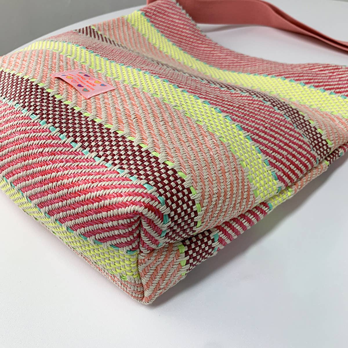 CONTRAST PATCHWORK COMMUTER SHOULDER BAG_CWAB2150