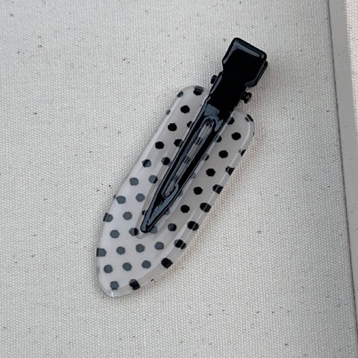 BLACK AND WHITE POLKA DOT HAIR CLIPPER BANGS