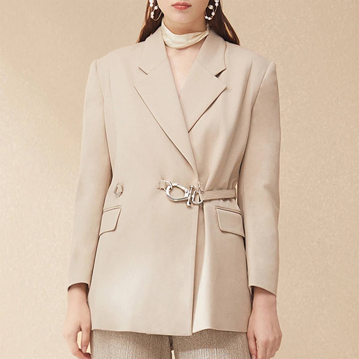 Elegant Belted Blazer ? Slim Vintage Fit