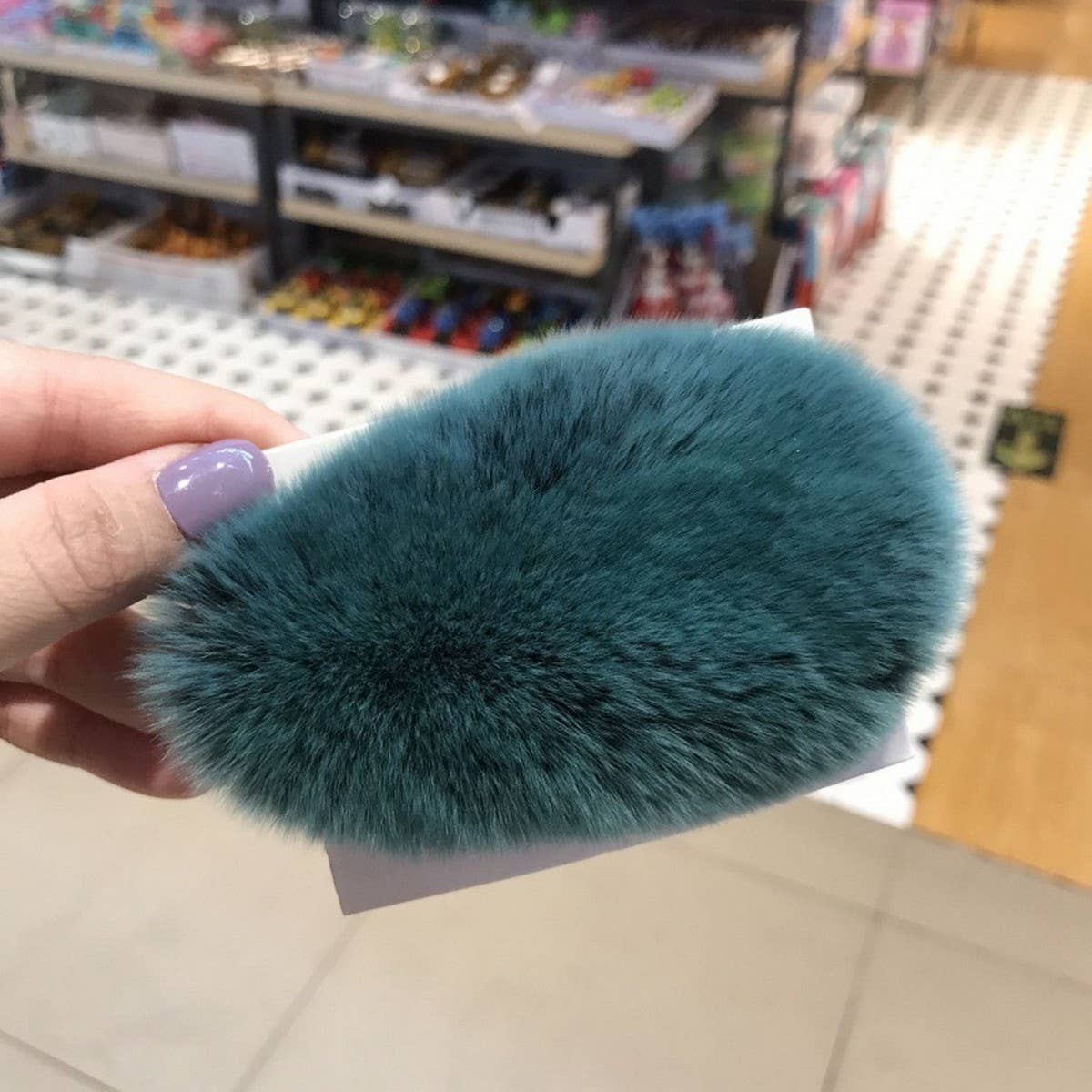 Furry Mink Hair Clip ? Cute Fluffy BB Barrette