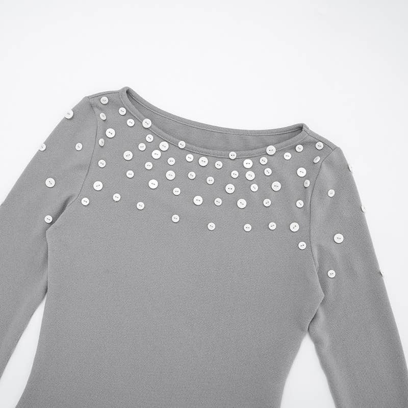 Solid-color round-neck button-decorated T-shirt