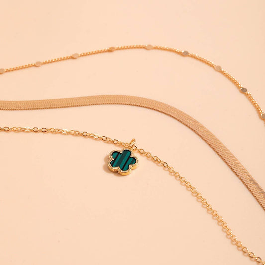 FIVE LEAF GRASS COLORFUL SNAKE BONE CHAIN NECKLACE