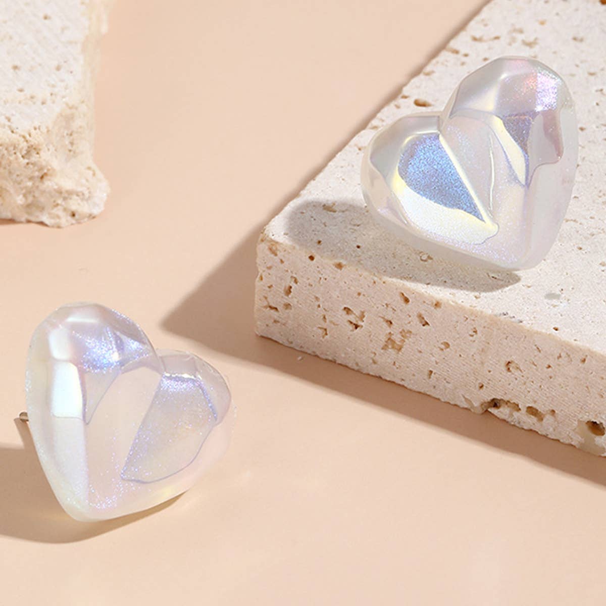 FAUX PEARL DESIGN STUD EARRINGS