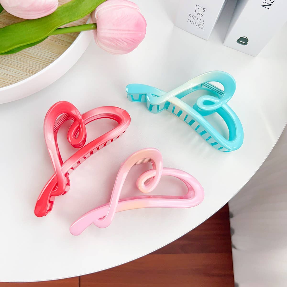 Gradient Heart Hair Claw,Sweet Ponytail Shark Clip_CWAHA1585