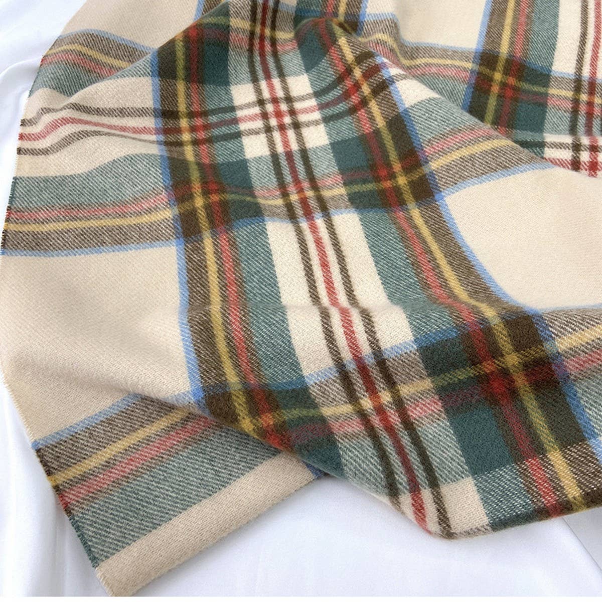 Plaid Winter Scarf-Vintage Tassel Shawl for Women_CWASC1473