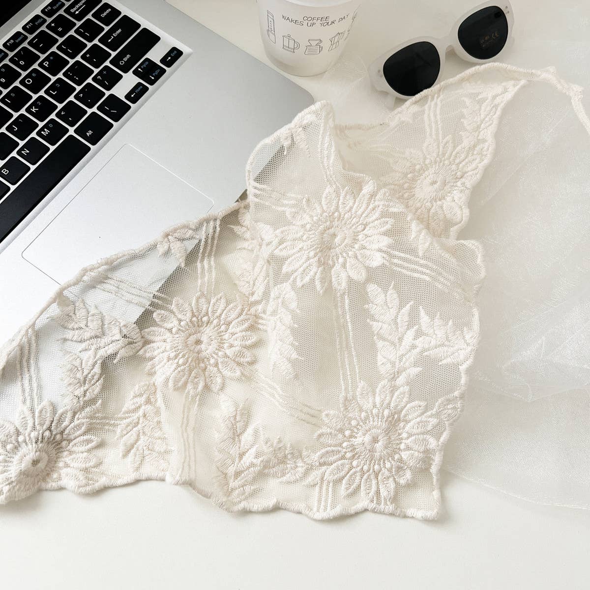 LACE SUN PROTECTION TRIANGLE BANDANA HEADSCARF