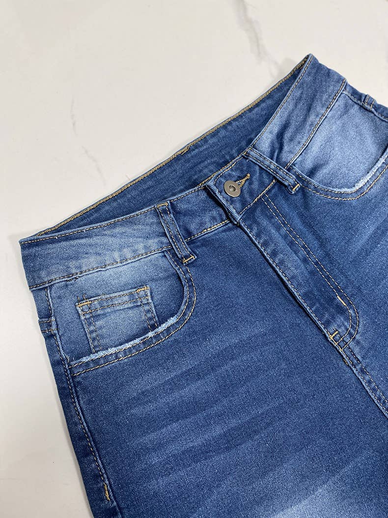 Fashion High-Waist Rolled Hem Straight-Leg Jeans