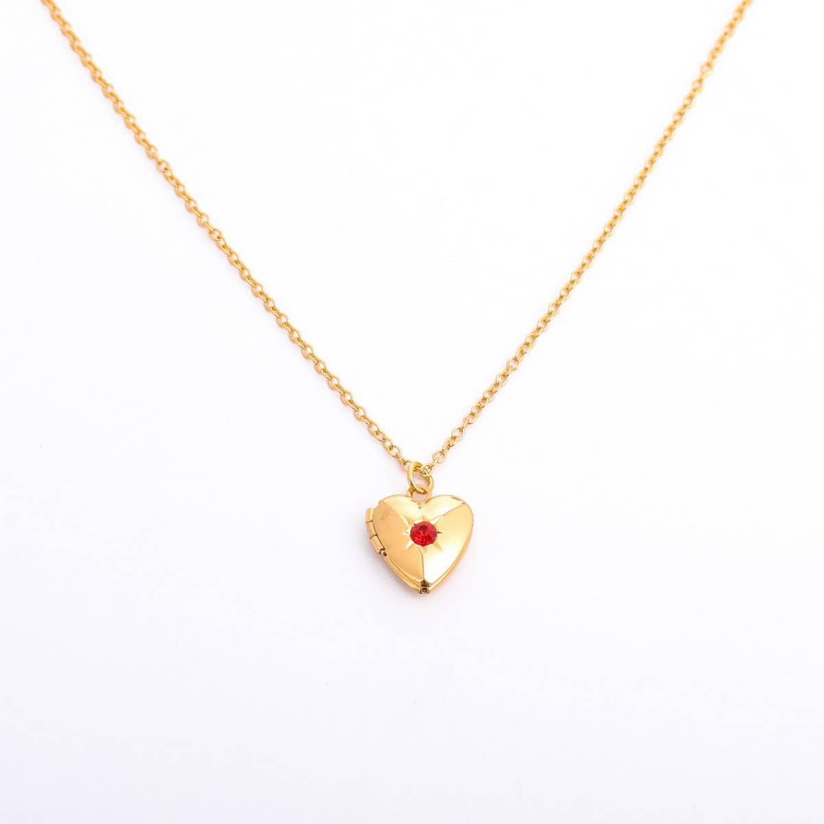 NEW DECEMBER BIRTHSTONE HEART NECKLACE