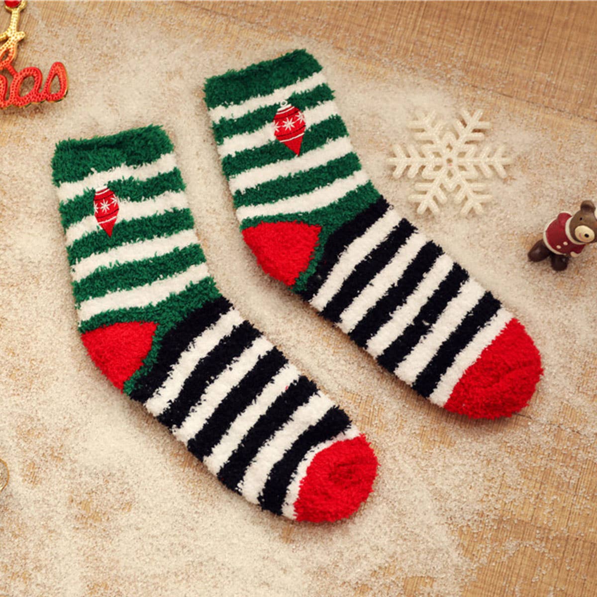 CHRISTMAS EMBROIDERY COZY SOCKS FOR WOMEN