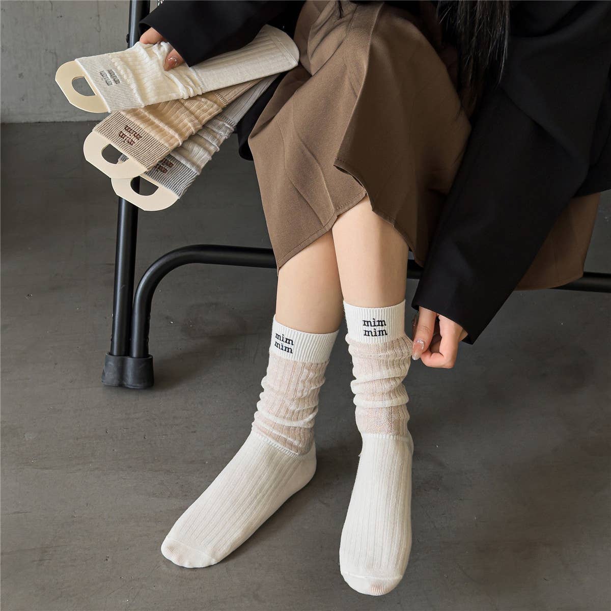 BREATHABLE MESH MID-LENGTH COTTON SOCKS_CWMS0646