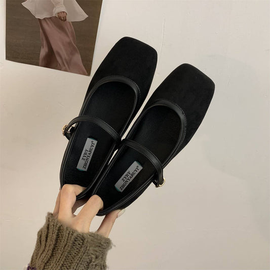 Retro Suede Mary Janes with Low Block Heels_CWSHF0169