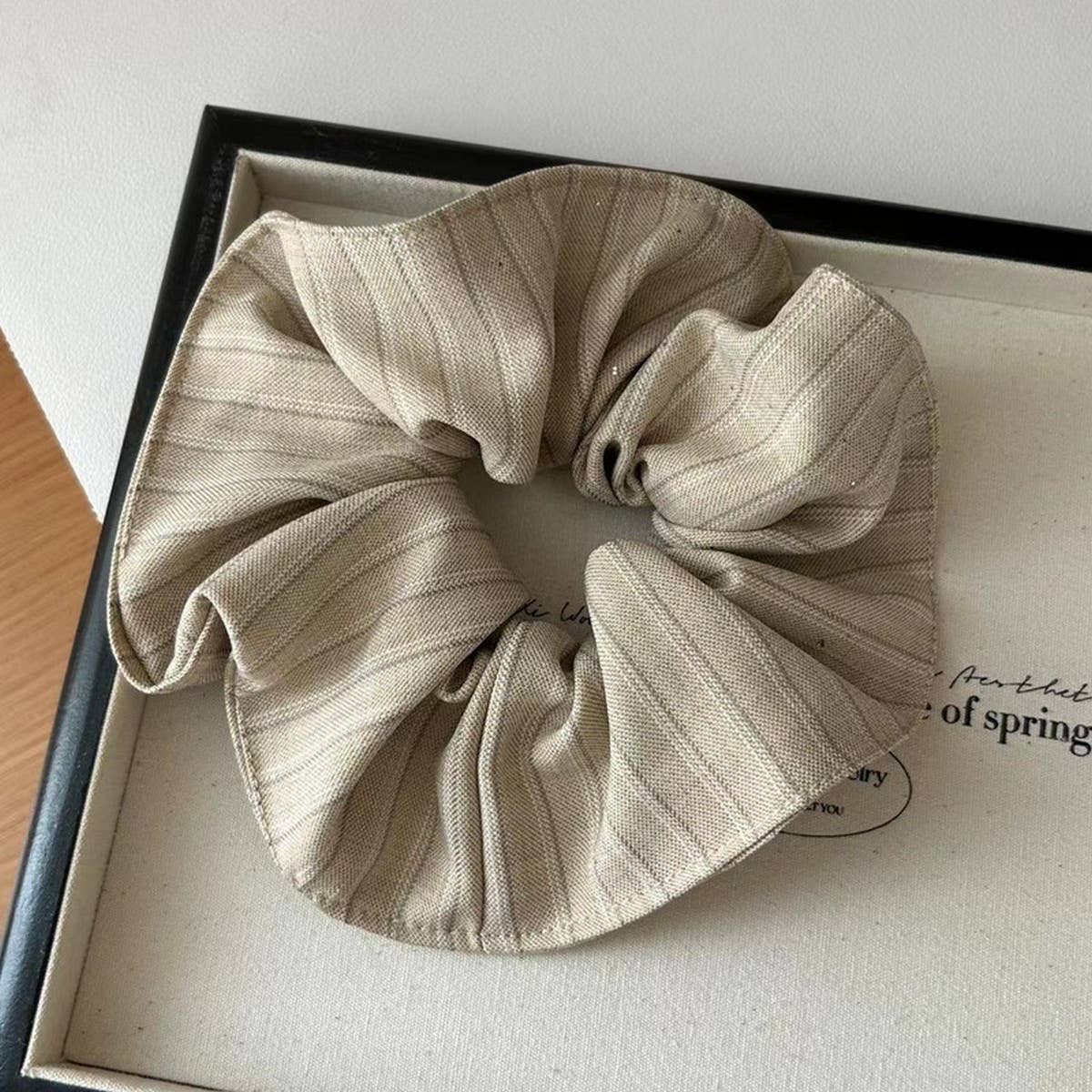 SHINING STRIPED STRIPED COW HAIR SCRUNCHIES