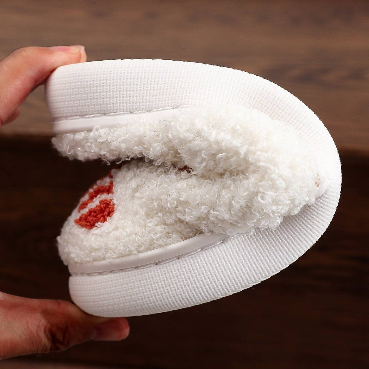 CHRISTMAS POPULAR GINGERBREAD RAYON SLIPPERS