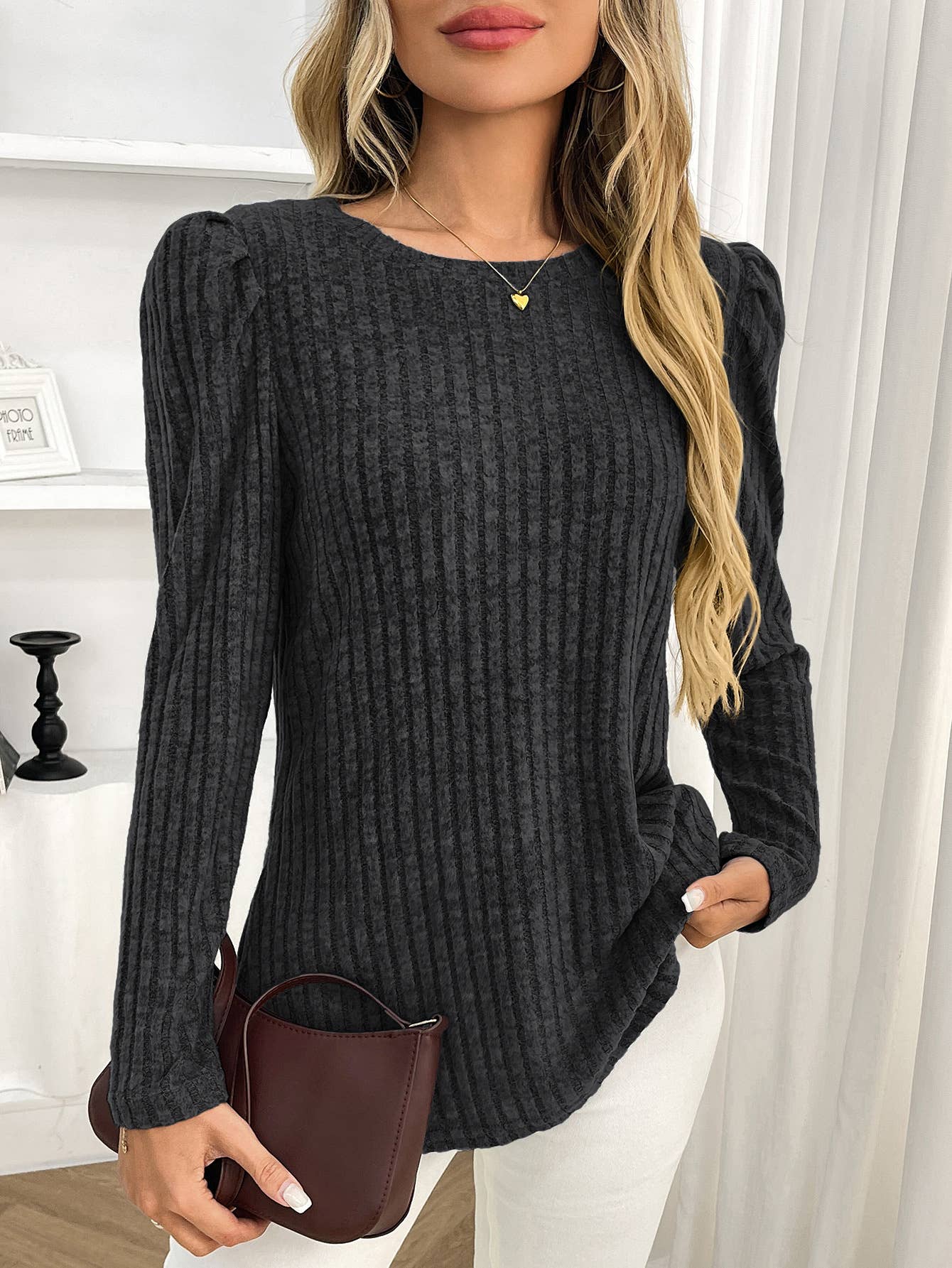 Round-neck puffed-sleeve brushed striped T-shirt