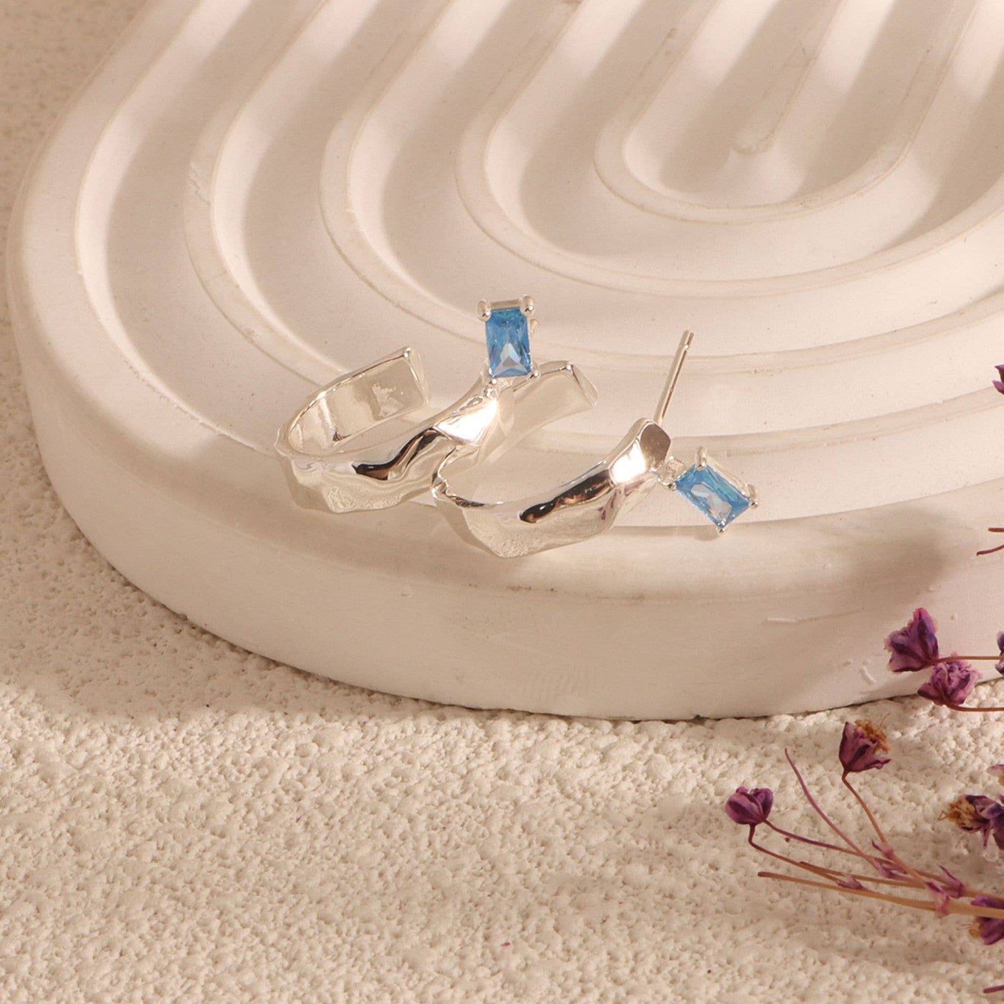 Simple elegant blue zircon silver stud earrings