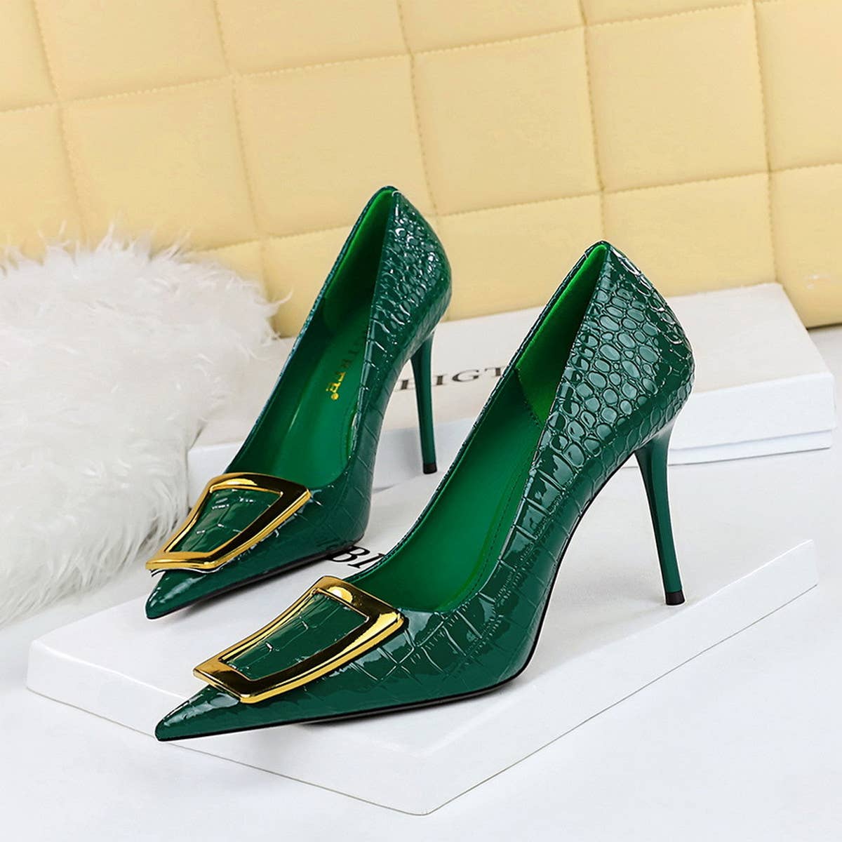 WOMEN SHALLOW POINTED TOE METAL BUCKLE HIGH HEELS