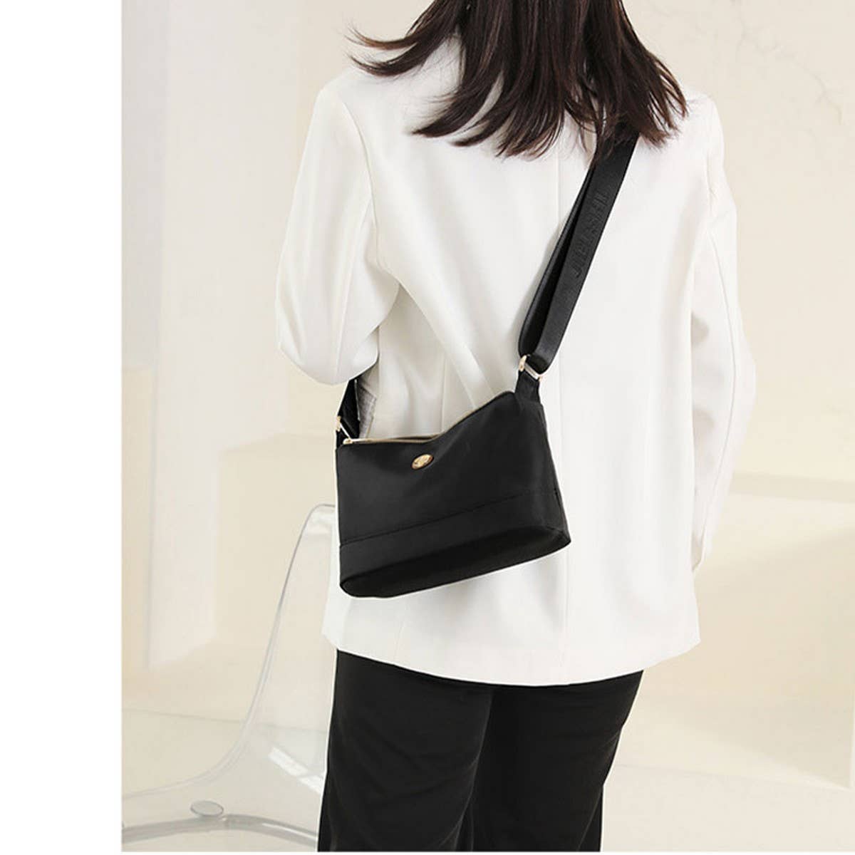 NYLON CLOTH CASUAL SHOULDER MESSENGER BAG_CWAB3532