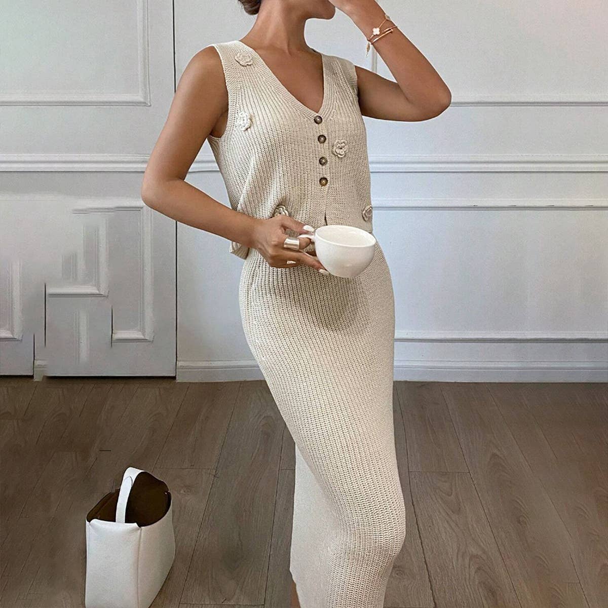 Three-dimensional floral skirt vest knitted set