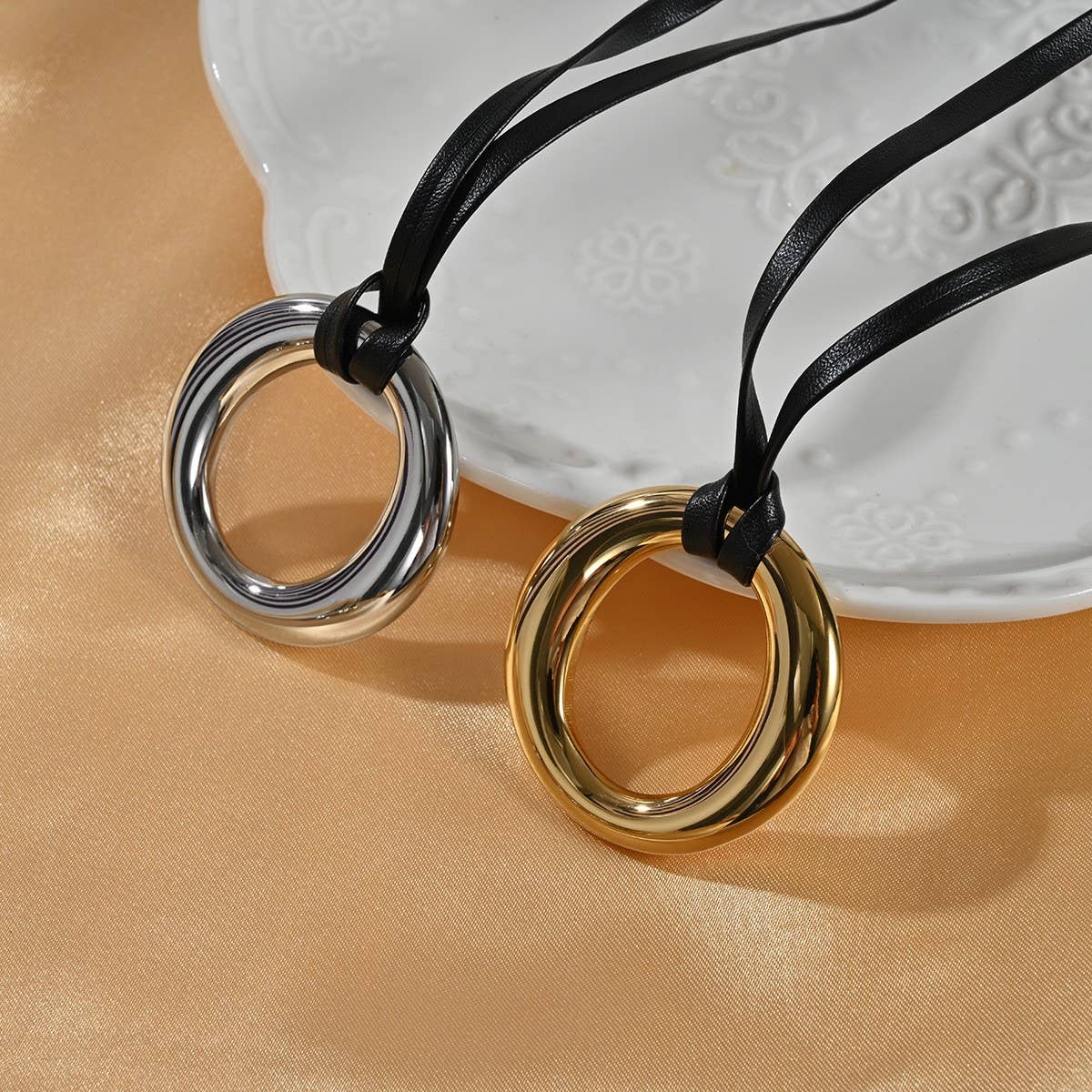 Minimalist 18K Steel Solid Hoop Earrings with Cord