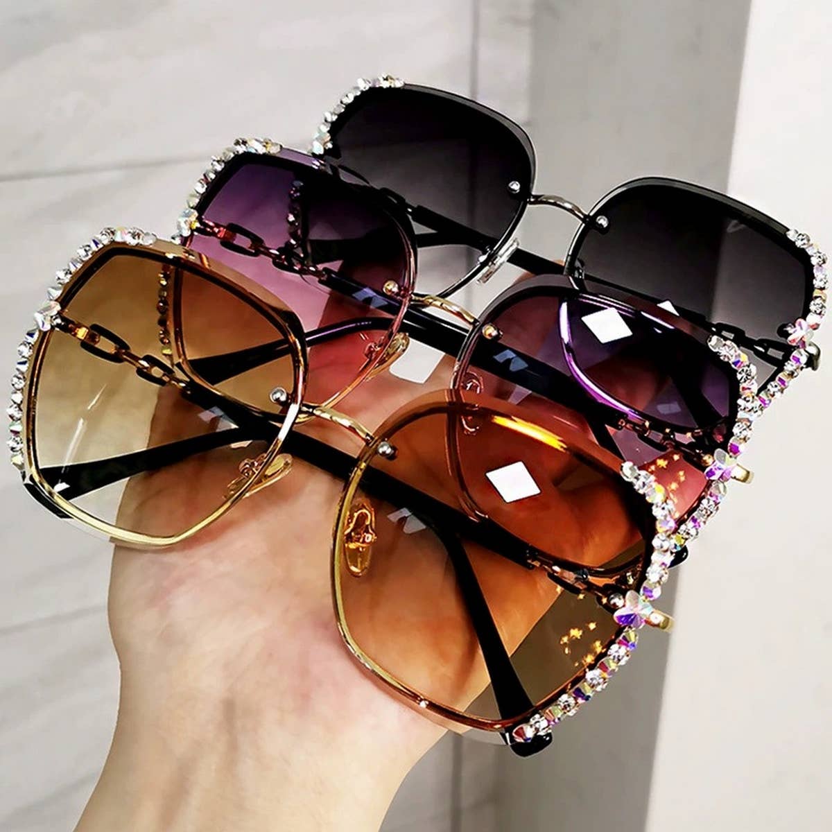 WOMEN UV PROTECTION RHINESTONE SUNGLASSES