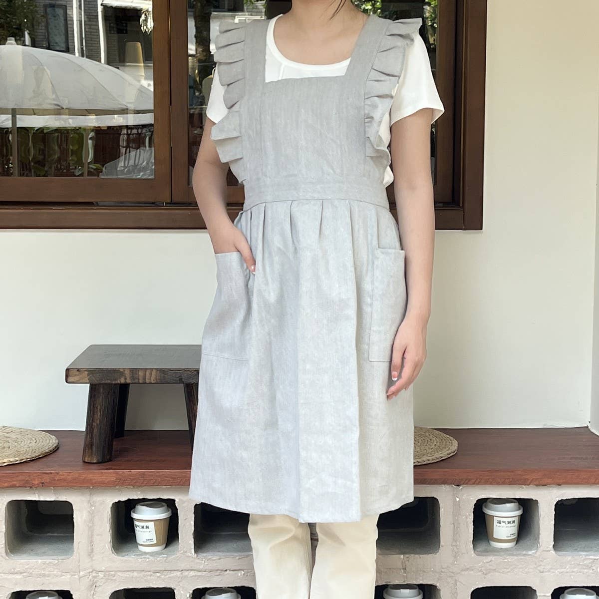 HOME CAFE ART FLORIST RUFFLED APRON