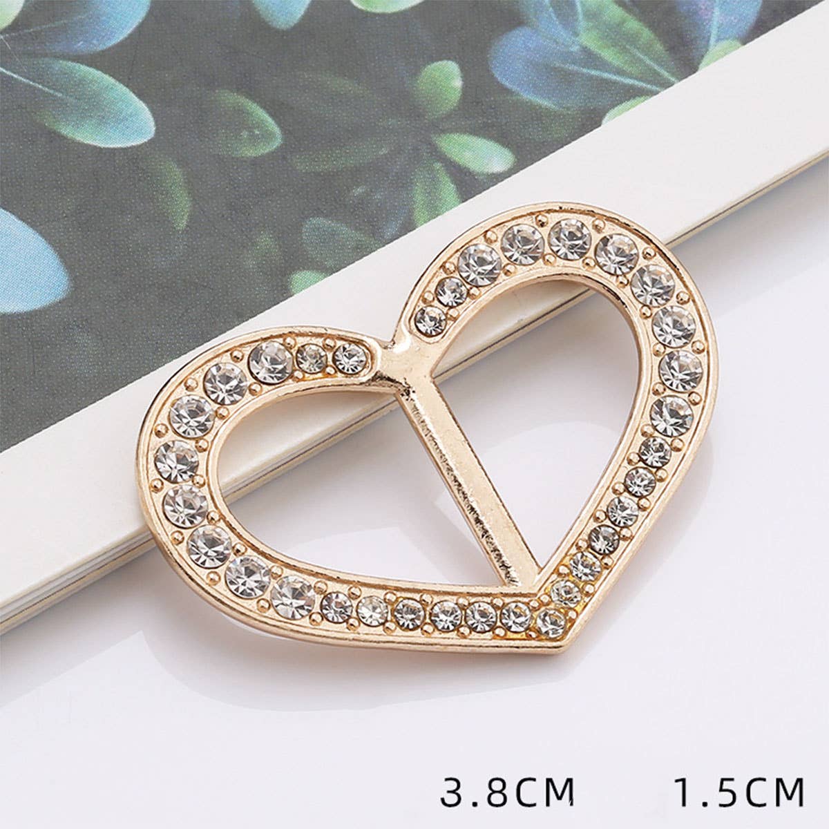 METAL HEART SHAPED DIAMOND SCARF RING WITH LUSTER