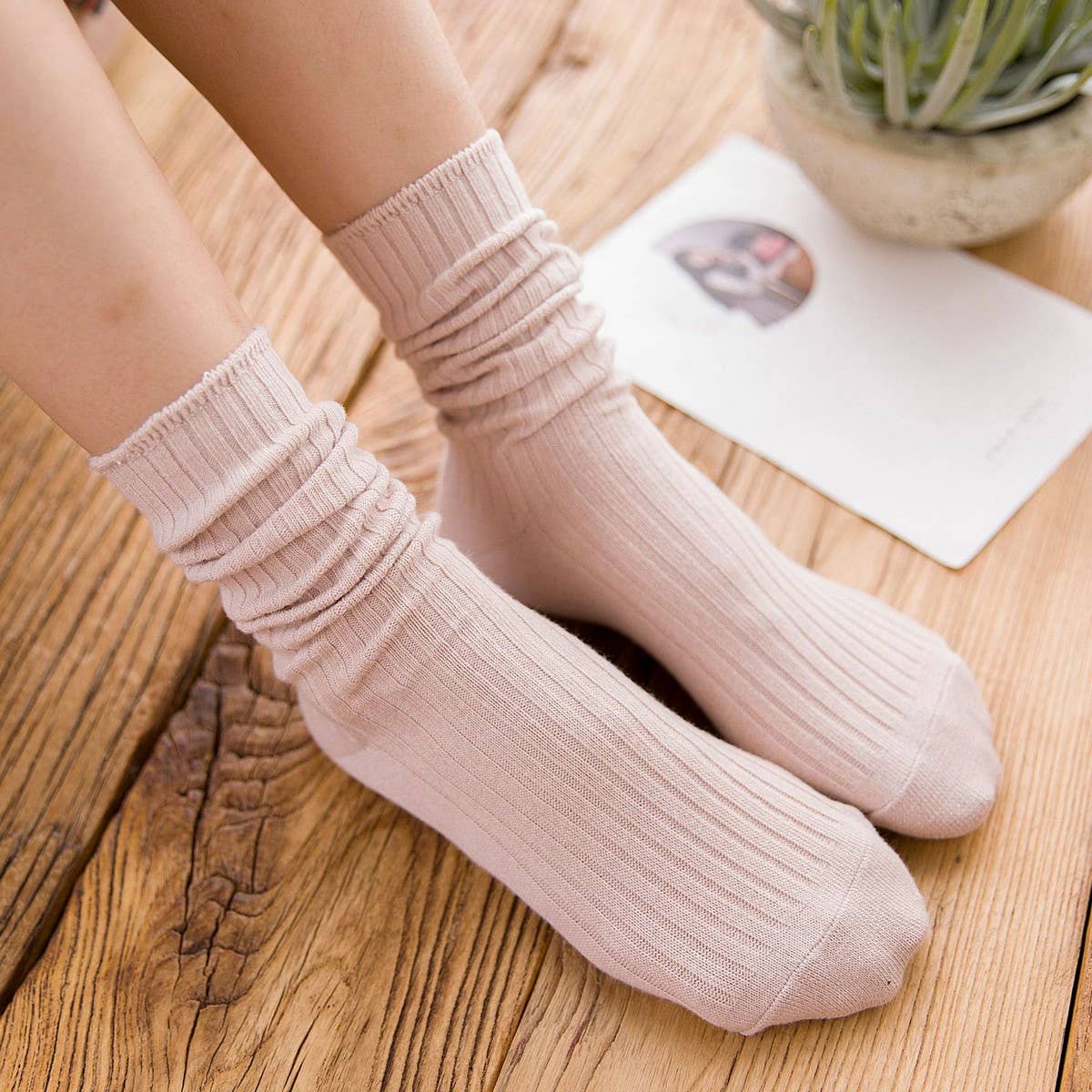 AUTUMN AND WINTER SOLID COLOR MID CALF SOCKS_CWMS0916