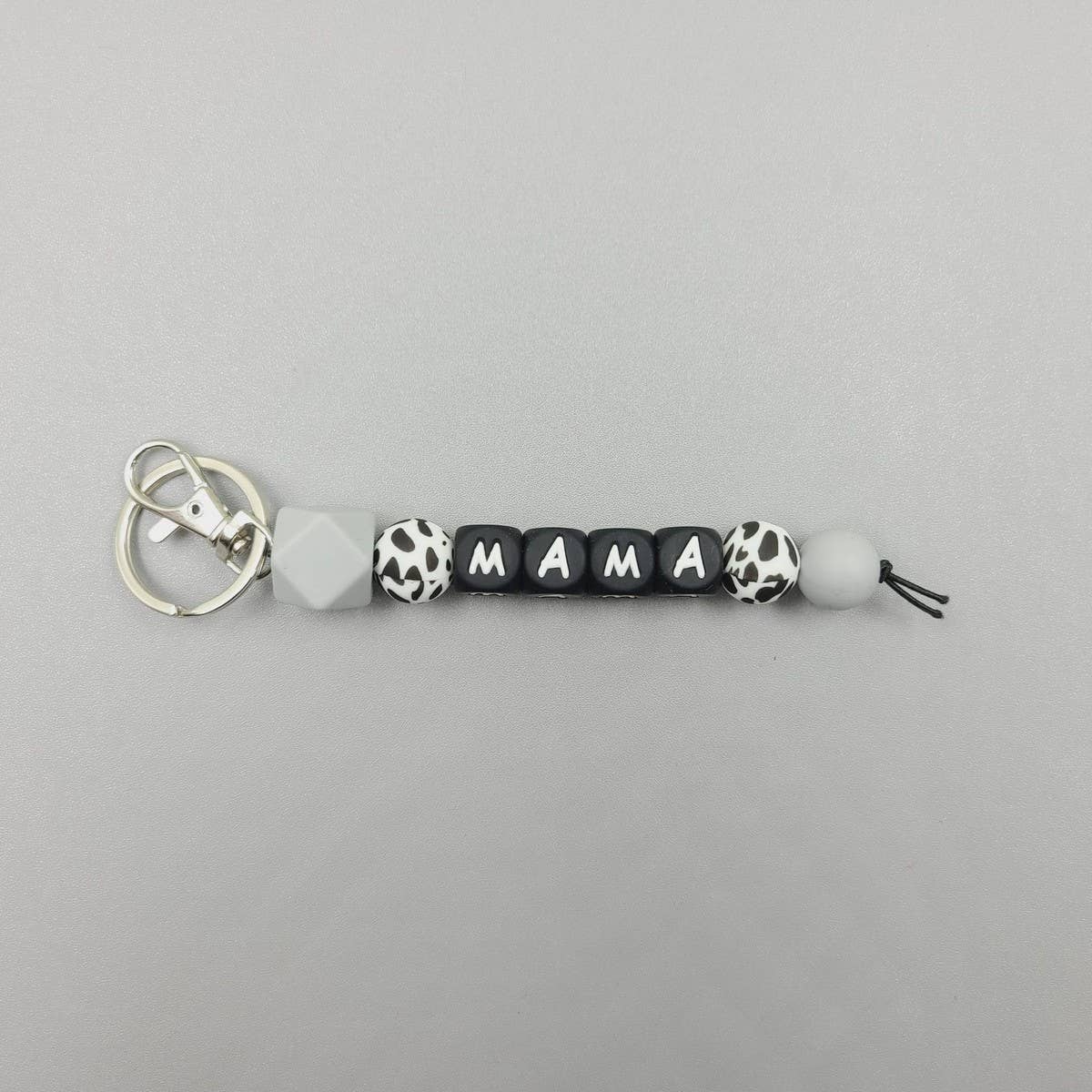 MAMA LETTER SILICONE BEAD KEYCHAIN