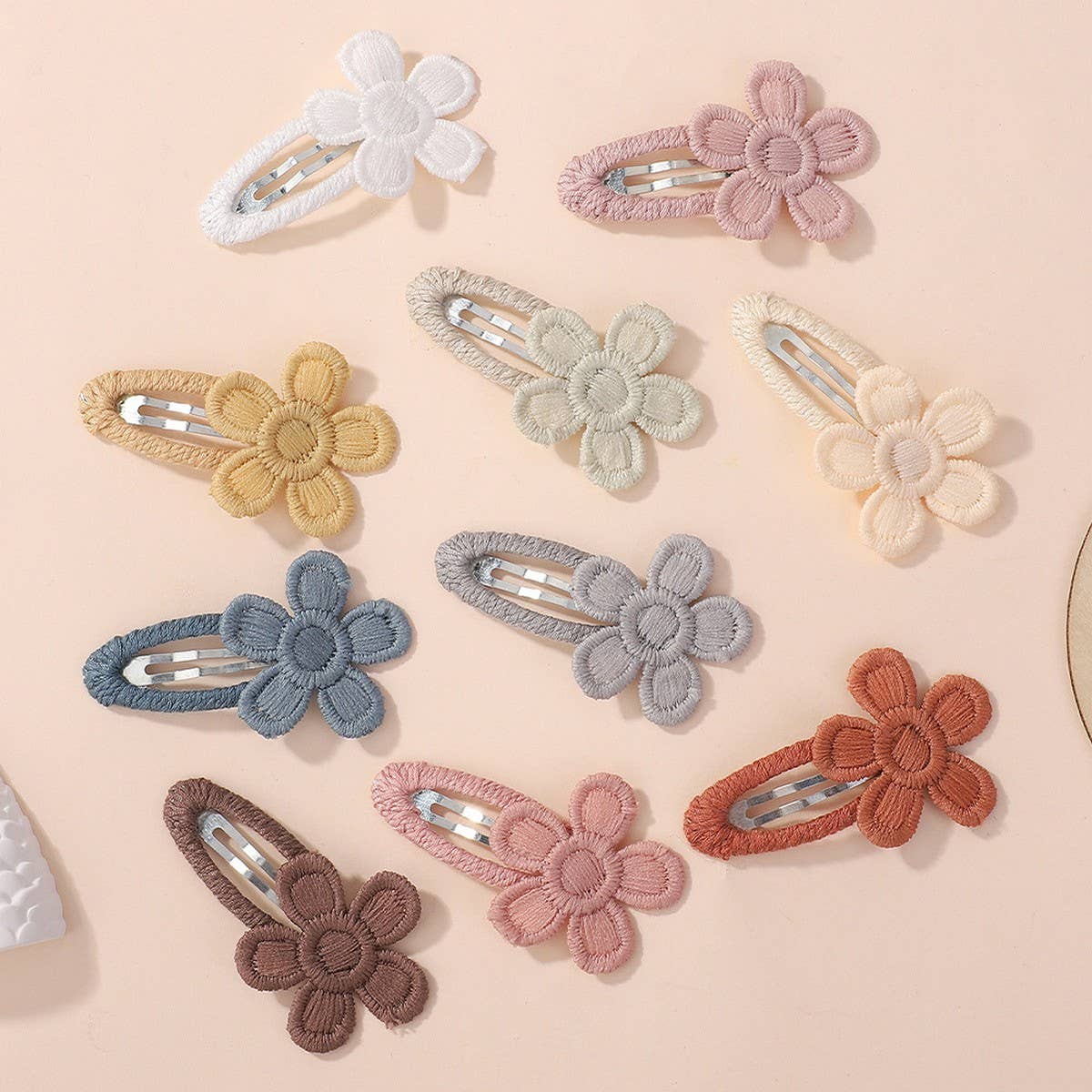 Fresh Daisy Five-Petal Flower Hair Clip Set