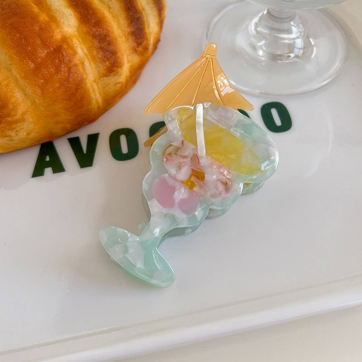 Strawberry Cocktail Acetate Claw Clip ??œFresh & Fun_CWAHA5837