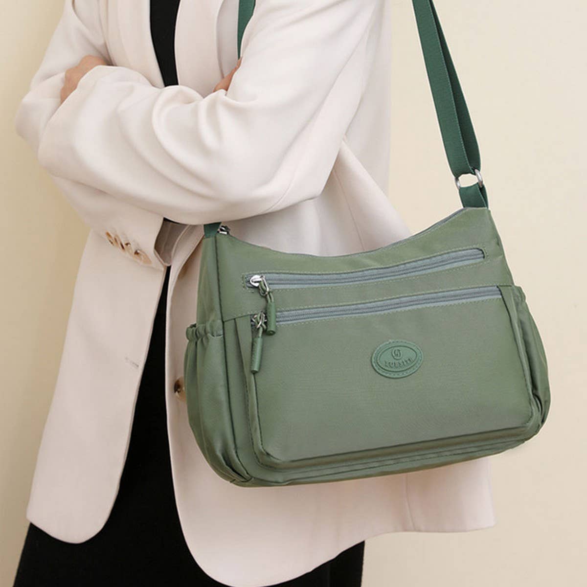 SIMPLE CASUAL COMMUTER SHOULDER MESSENGER BAG_CWAB3503