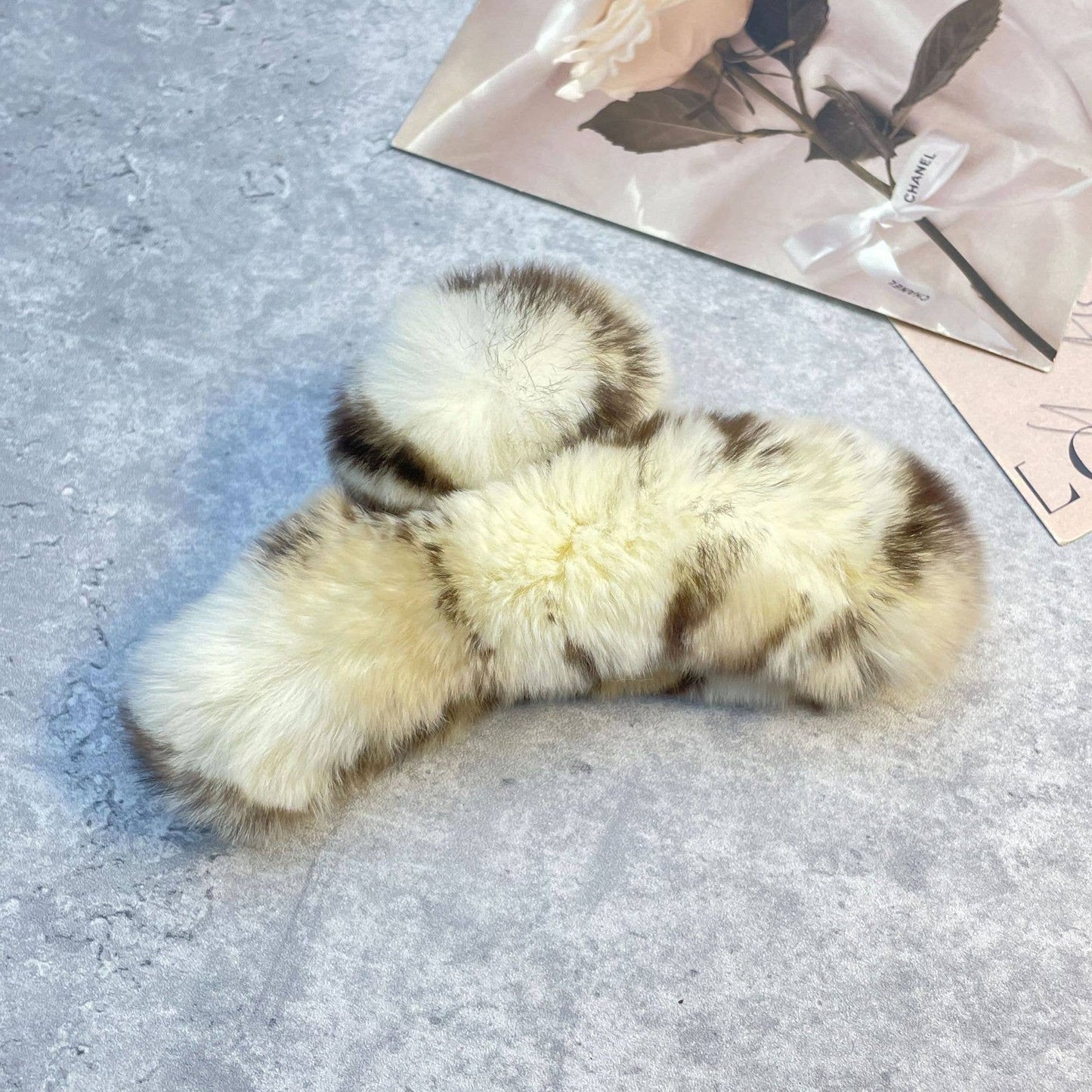 Rex Rabbit Fur Claws - Elegant Mixed Color Clips