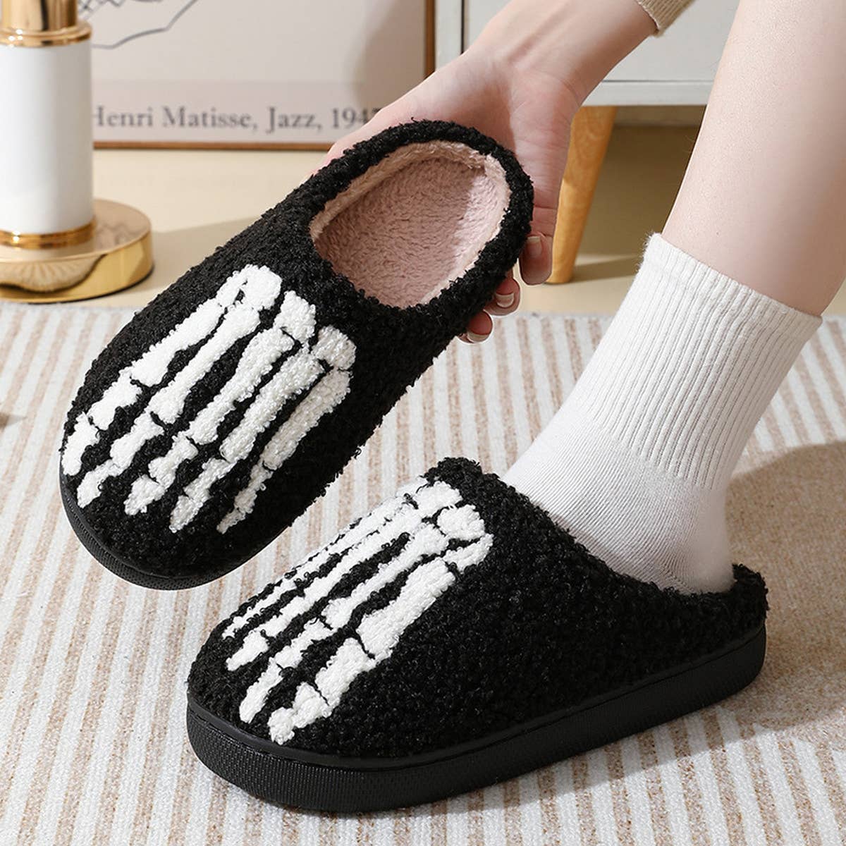 HALLOWEEN SKELETON HAND COTTON SLIPPERS