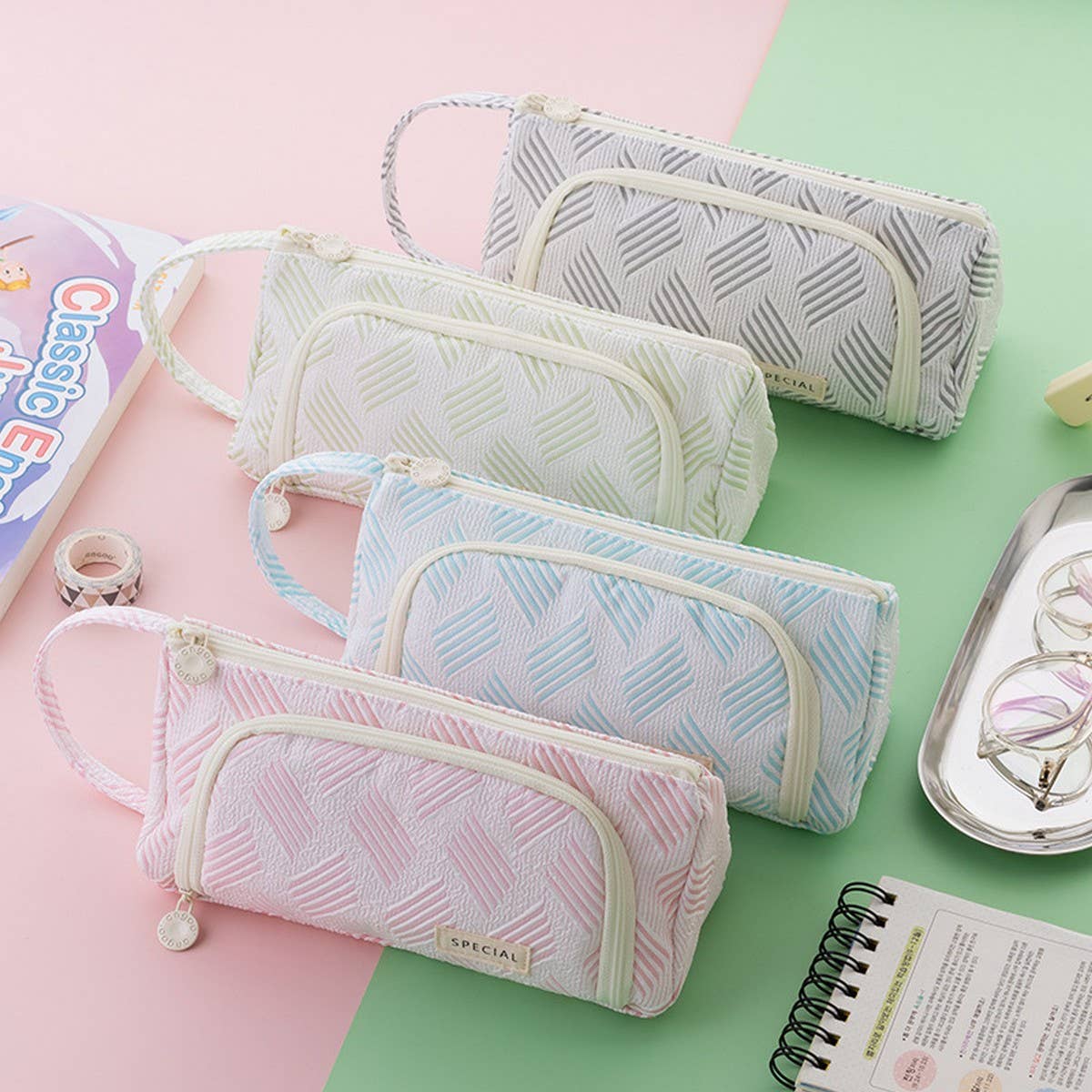 SIMPLE LARGE CAPACITY WINDOW PENCIL CASE_CWMM1982