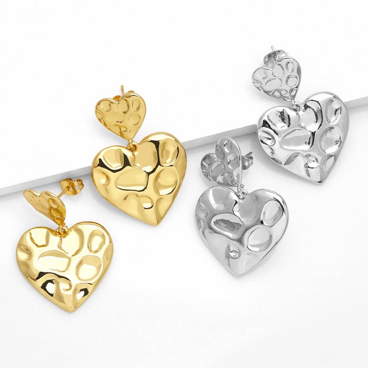 IRREGULAR GOLD PLATED HEART SHAPED PENDANT EARRING