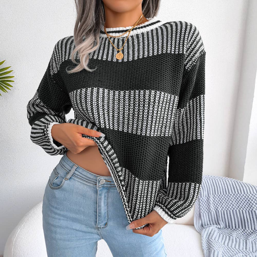 STRIPED LONG SLEEVE SWEATER IN CONTRASTING COLORS