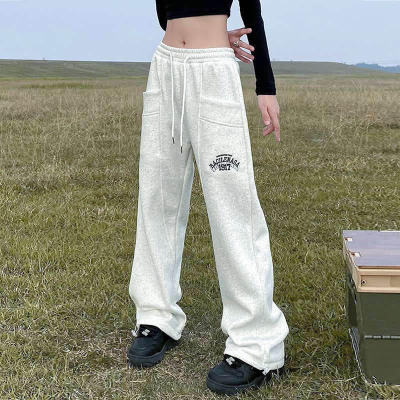 Embroidered baggy three-dimensional pocket sweatpants