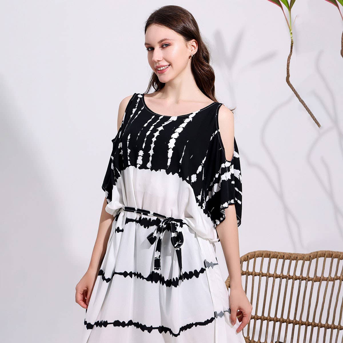 Rayon Tie-Dye Off Shoulder Beach Cover-Up_CWMM6152