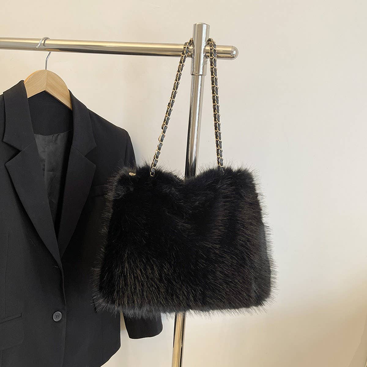 WINTER LEISURE SHOULDER BAG MESSENGER PLUSH BAG_CWAB4004