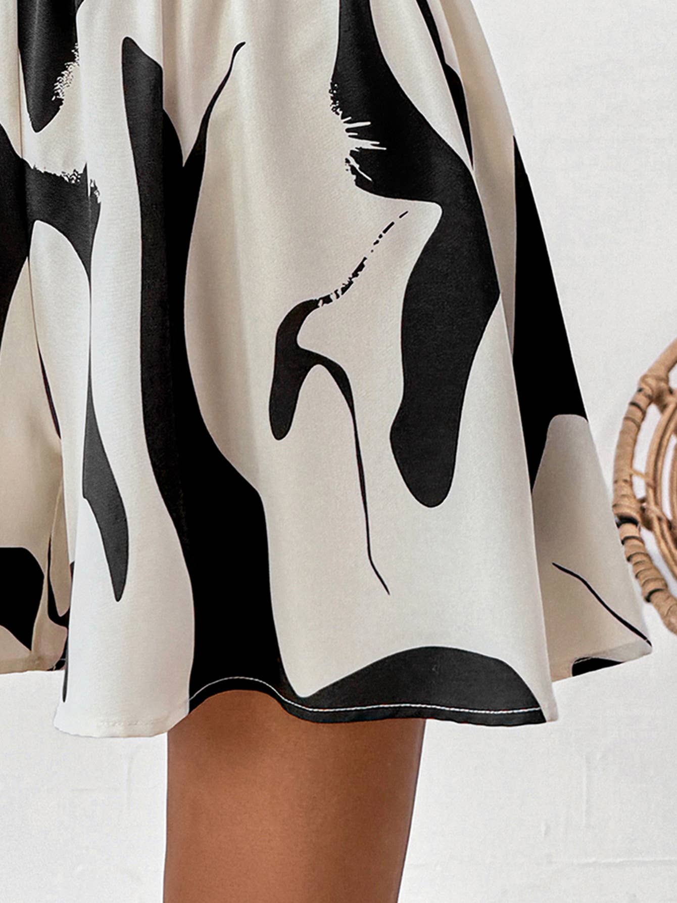 Color-blocking printed versatile casual shorts