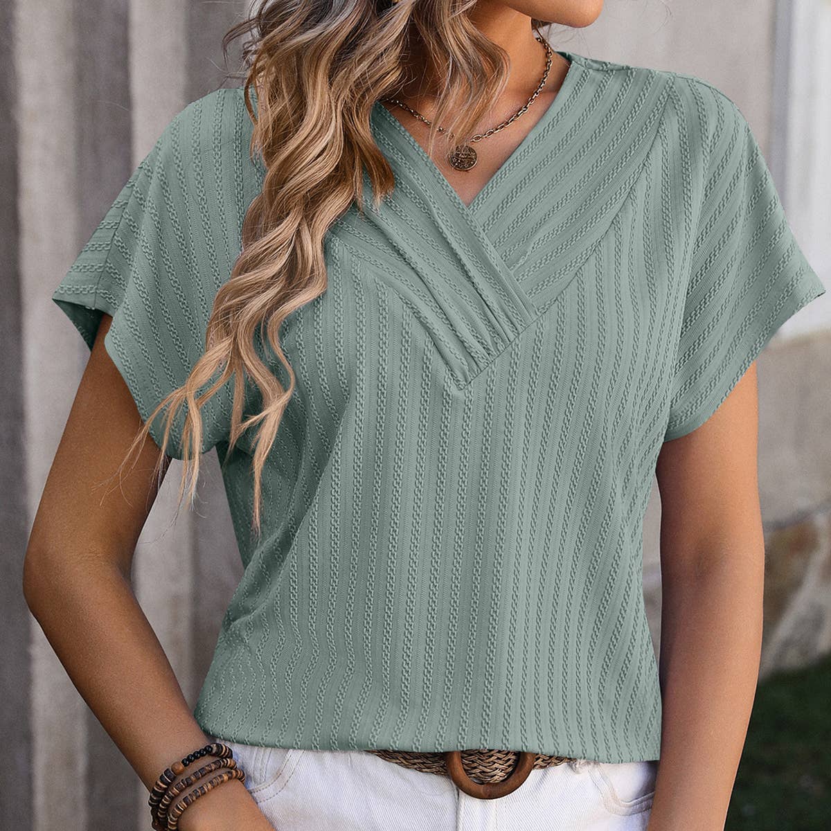 WOMEN'S V NECK PULLOVER JACQUARD SHORT SLEEVED TOP_CWTTS0897