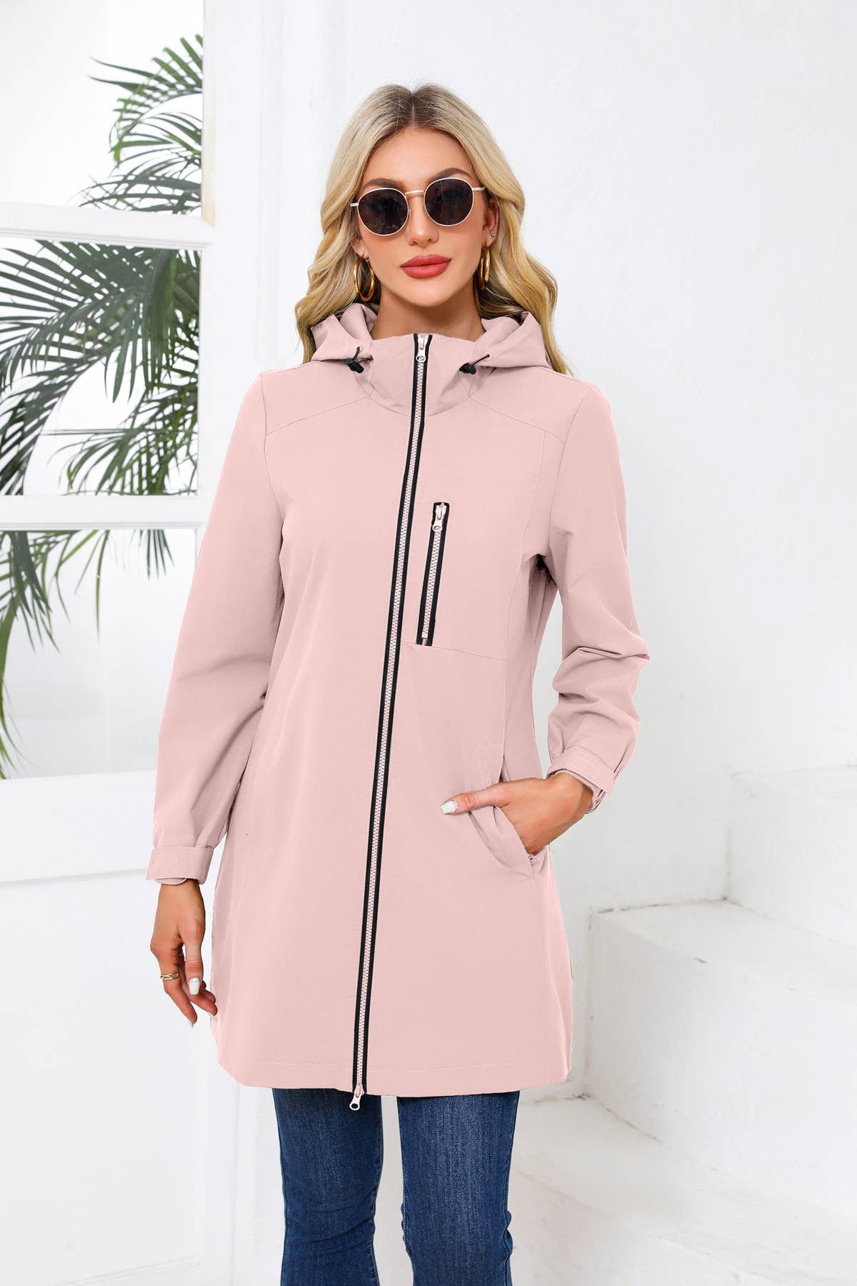 HOODED LONG-SLEEVED SPORTS TRENCH COAT