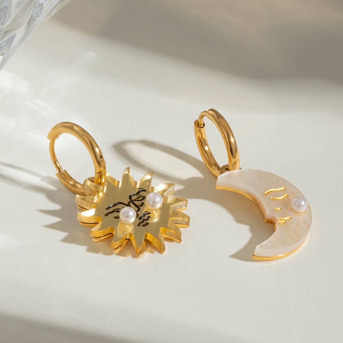 HIGH-END 18K GOLD STAINLESS STEEL MOON EARRINGS