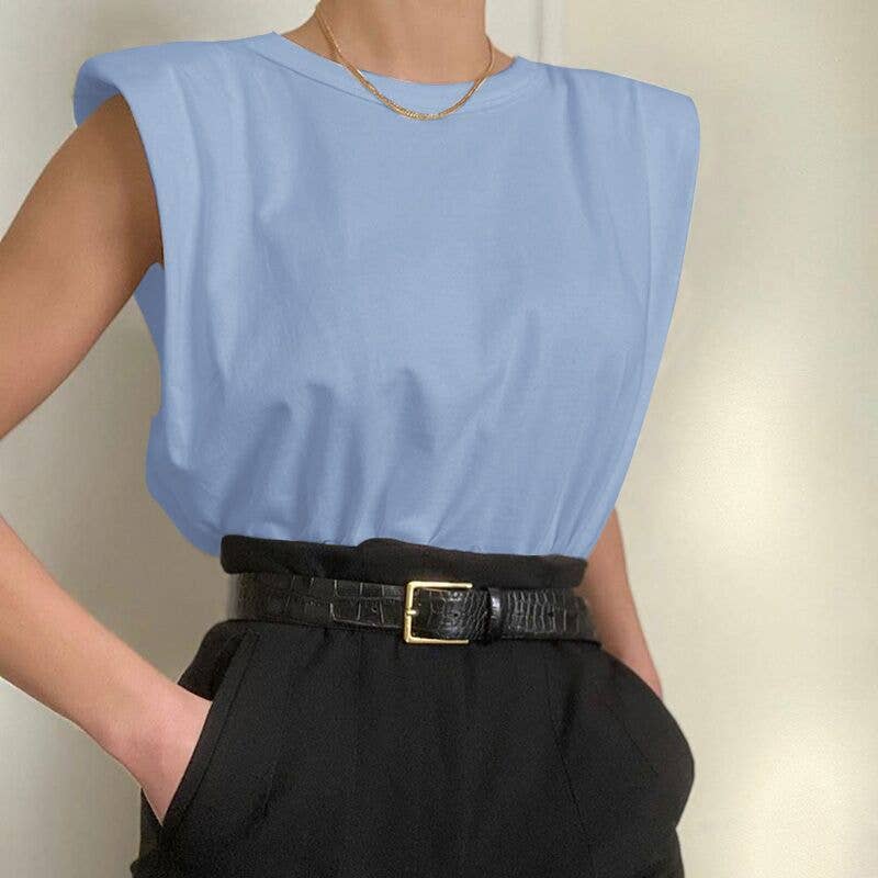 Fitting T-shirt with sleeveless shoulder pads